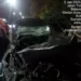 Kondisi mobil korban yang remuk usai kecelakaan maut. (foto/dok)