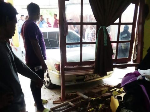 Lokasi korban tewas tertabrak mobil. (foto/ist)