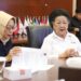 Badan Pengusahaan Batam (BP Batam) yang diwakili oleh Kepala Biro Sumber Daya Manusia, Lilik Lujayanti menerima kunjungan audiensi Ketua Palang Merah Indonesia (PMI) Kota Batam, Sri Soedarsono pada Kamis (23/1/2025) di Marketing Centre. (foto/Humas BP Batam)