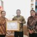 Silaturahmi Gubernur Ansar Ahmad bersama pejabat lama dan baru Kepala Bank Indonesia (BI) Provinsi Kepri (foto/Diskominfo Kepri)