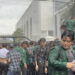 Ratusan mahasiswa dari Universitas Islam Sumatera Utara (UISU) menggelar aksi unjuk rasa di kantor DPRD Sumut, Kota Medan, pada Kamis (20/2/2025). (foto/dok)