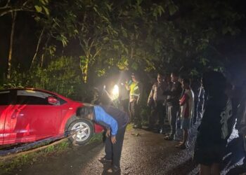 Kecelakaan lalulintas tunggal pengedar uang palsu di Tanjungsari, Gunungkidul. (foto/ist)