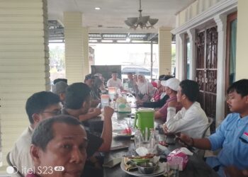Pengurus IKA SMP Negeri 1 Vll Koto Sungai Sarik Bentuk Rapat Panitia Halal Bihalal (foto/Agustin)