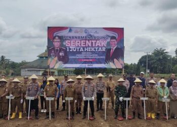 Penjabat Bupati Mesuji Febrizal Levi Sukmana Resmi Luncurkan Penanaman Jagung Serentak 1 Juta Hektare (foto/Mas Derik)