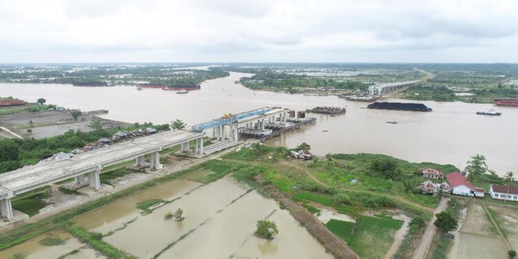 Proyek Struktur Jembatan Musi Ruas Tol Palembang-Betung di Sumatra Selatan. (foto/Skema Data Indonesia)