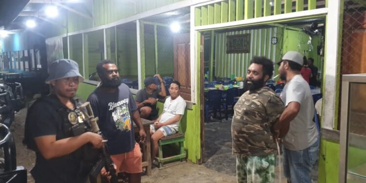 Eks Anggota TNI Ditangkap usai Selundupkan Senjata dan Ratusan Amunisi ke KKB Teroris (foto/dok)