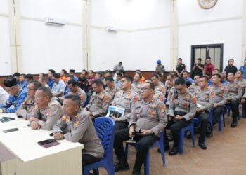 Satuan Samapta Polres Tulang Bawang, Polda Lampung, menggelar kegiatan patroli kota presisi di 4 (empat) lokasi berbeda yang ada di wilayah hukumnya. (foto/Maria)