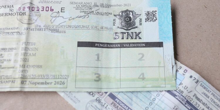 Ilustrasi STNK. (foto/net)