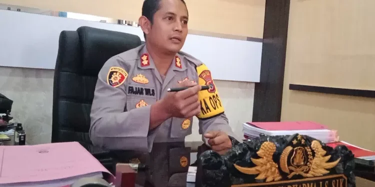 Kapolres Ngada, AKBP Fajar Widyadharma Lukman Sumaatmaja. (foto/dok)