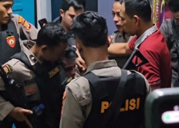 Salah seorang napi kabur dari Lapas Kutacane Aceh Tenggara saat ditangkap. (foto/ist)