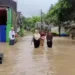 Suasana di Kecamatan Labuan, Kabupaten Pandeglang, Banten yang terdampak banjir. (foto/ist)
