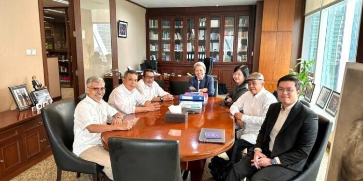 PN Jakarta Pusat Menangkan DK PWI atas Gugatan Perdata Kasus 'Cash Back' Hendry Cs. (Foto/Internet).