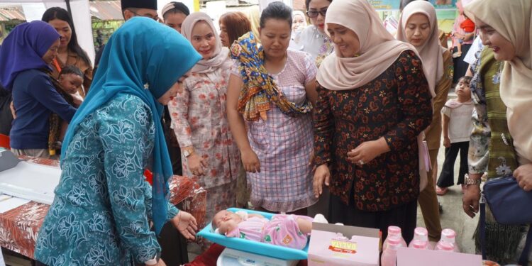 Ketua TP PKK Kabupaten Langkat, Ny. Hj. Endang Kurniasih Syah Afandin,. (Foto/Kominfo).