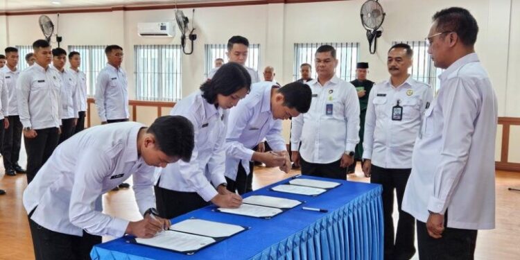 Tiga Pegawai Rutan Kelas I Medan Sah Dilantik Menjadi PNS. (Foto/Ricardo).