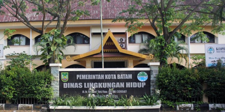 Kantor Dinas Lingkungan Hidup (DHL) Kota Batam di Sekupang. (Foto/Dokumentasi).