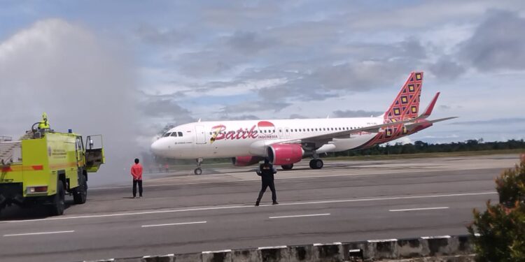 Pesawat Airbus Milik Batik Air Mendarat Perdana di Bandara Nabire. (Foto/Doc)