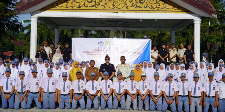 Sosialisasi Bahaya Rokok Ilegal oleh Bea Cukai Langsa & Satpol PP Aceh Timur. (Foto/Doc)