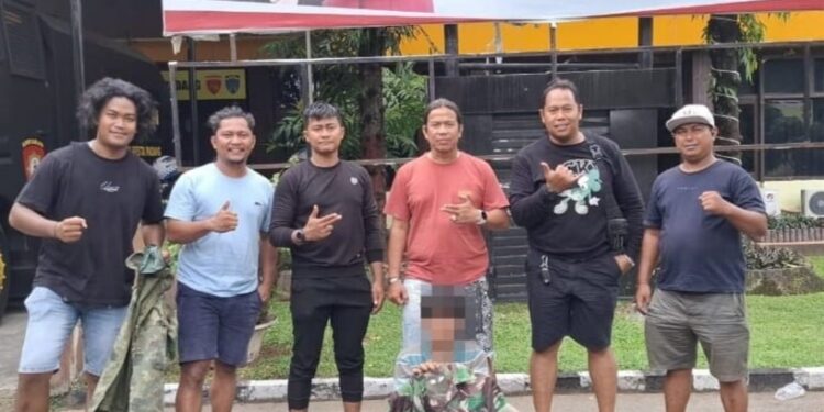 Polisi Ringkus Marinir Gadungan usai Bawa Lari Gadis Bawah Umur di Padang. (Foto/Doc)
