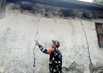 Rumah Warga Rusak Diguncang Gempa 4,9 M. (Foto/Doc)