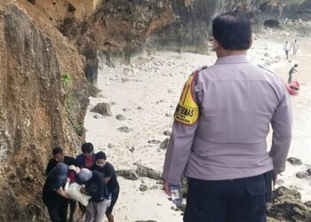 2 WN Korea Tewas di Bali saat Main Paralayang. (Foto/Doc)