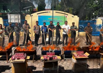 Bea Cukai Langsa Musnahkan Sejumlah Barang Ilegal dan Barang Bukti Penyidikan. (Foto/DJBC Aceh)