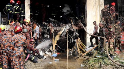 Jet Tempur Jatuh Timpa Sekolah di Bangladesh. (Foto/Doc)