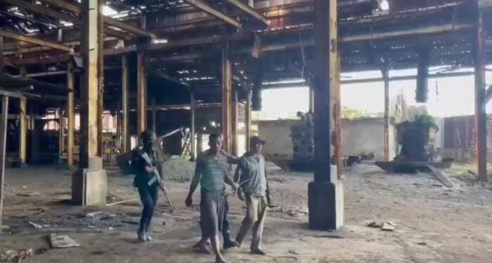 Polisi Tangkap 37 Penjarah Besi Pabrik di Medan. (Foto/Doc)