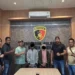 Seorang wanita pemulung berinisial ZU (33), warga Kabupaten Pidie Jaya, Aceh, ditangkap polisi karena mencuri uang Rp 20 juta dari kantor TK AT-Zahra di Kecamatan Kuta Alam, Banda Aceh. (Foto/Doc)