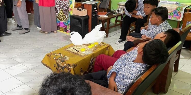 Puluhan Siswa di Kulonprogo Keracunan Makanan MBG. (Foto/Doc)