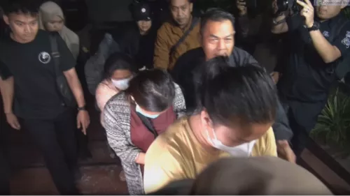 Polda Jabar Tangkap 6 Tersangka Baru Kasus Perdagangan Bayi ke Singapura. (Foto/Doc)