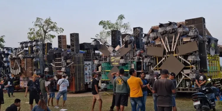 Polisi Sidak Check Sound Horeg di Tulungagung. (Foto/Doc)