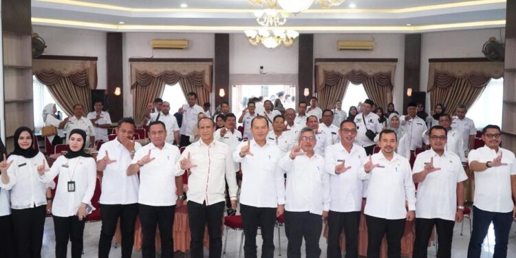 Bupati Langkat Dorong Transparansi Kinerja Perangkat Daerah Melalui Dialog Terbuka. (Foto/Diskominfo Langkat)