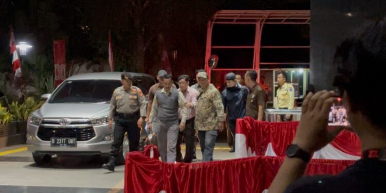 KPK menjemput paksa Komisaris PT Sepiak Jaya Kaltim, Rudy Ong Chandra. (Foto/Doc)