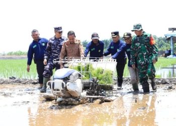 Bupati Kepulauan Meranti, AKBP (Purn) H. Asmar, bersama unsur Forkopimda. (Foto/Zaini).