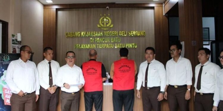 Kejari Tahan Eks Kepsek dan Bendahara SMK Negeri di Deli Serdang. (Foto/Doc)