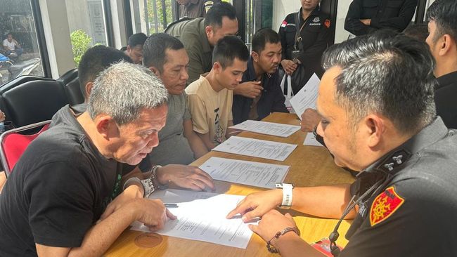 Enam Tersangka Penyelundupan 2 Ton Sabu Diserahkan ke Kejari Batam. (Foto/Doc)