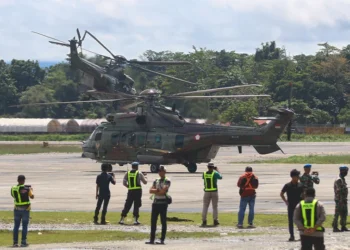 Helikopter TNI AU akan dikerahkan evakuasi korban helikopter jatuh di Mimika. (Foto/Doc)