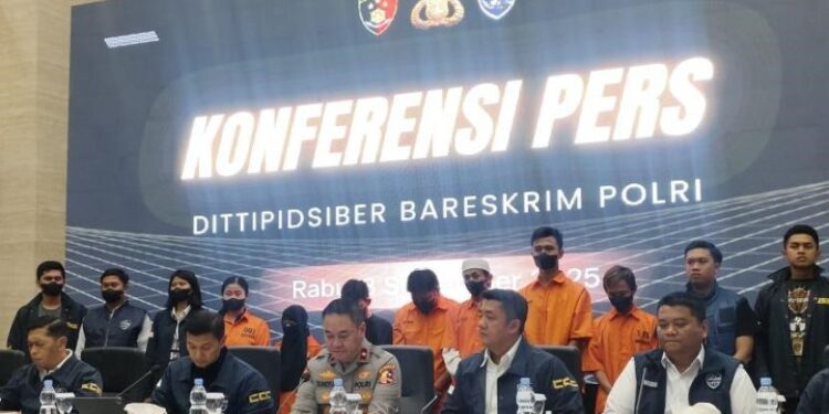 Bareskrim Polri Tangkap Pasutri Penghasut Aksi Geruduk Rumah Ahmad Sahroni. (Foto/Doc)