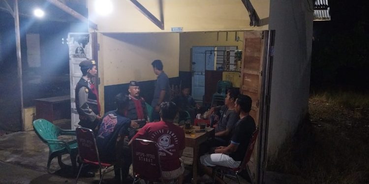 Sat Samapta Polres Langkat Laksanakan Patroli Malam. (Foto/JR Siahaan)
