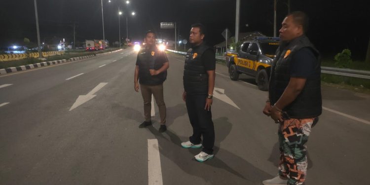 Unit Reskrim Polsek Pangkalan Brandan Gelar Patroli. (Foto/JR Siahaan)