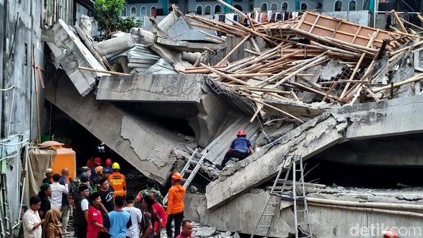 Tragedi Ambruknya Ponpes Al Khoziny, Sidoarjo. (Foto/Doc)
