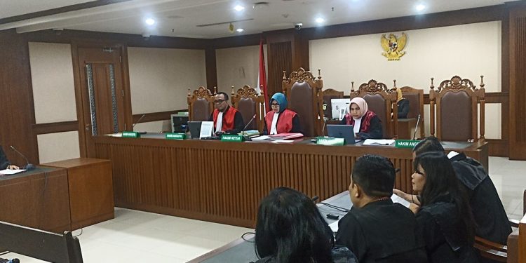 Sidang perdana kasus peredaran narkoba yang dilakukan aktor Ammar Zoni digelar secara daring di Pengadilan Negeri Jakarta Pusat, Kamis (23/10/2025). (Foto/Doc)