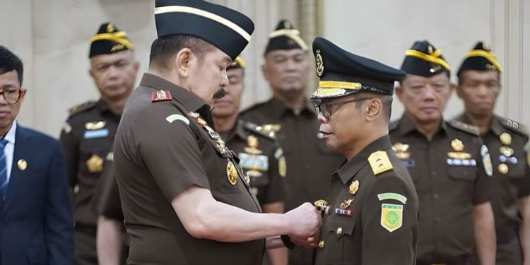 Jaksa Agung Mutasi Sejumlah Pejabat dan Kajati. (Foto/Doc)
