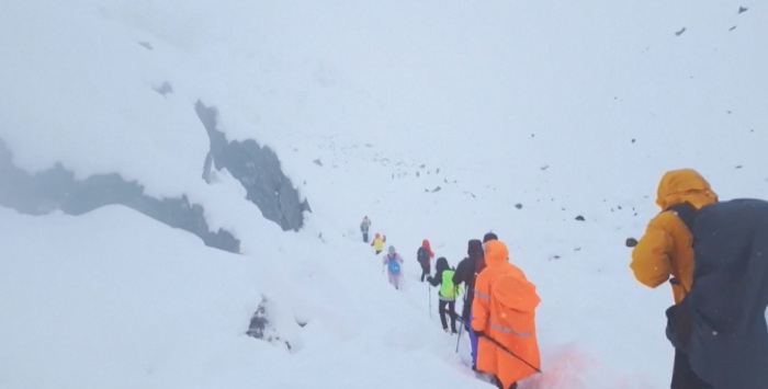 Para pendaki yang melakukan pendakian di Gunung Everest. (Foto/Doc)