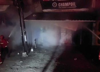 Kebakaran Landa Toko Oli di Padang, 1 Orang Tewas. (Foto/Doc)