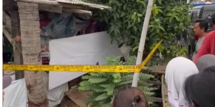 TKP Pemulung di Bekasi Tewas akibat Ledakan Diduga Peluru Tank saat Dipotong. (Foto/Doc)