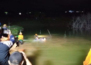 Proses pencarian korban tenggelam oleh Basarnas Balikpapan di lokasi waduk eks galian KM 8, Balikpapan Utara. (Foto/Doc)