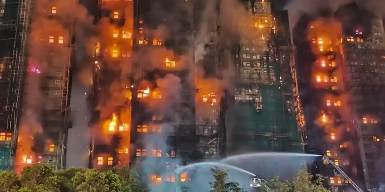 Kebakaran Apartemen di Hong Kong. (Foto/Doc)