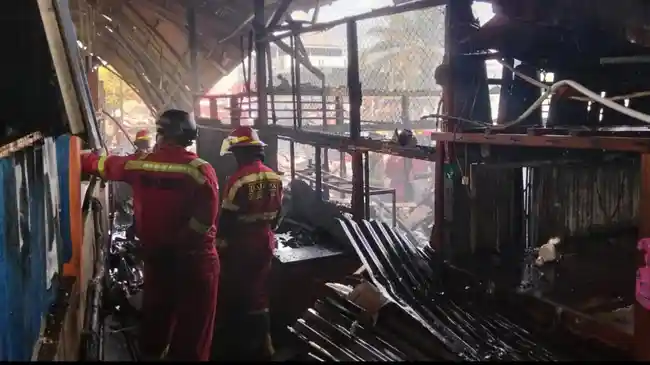 Kebakaran Landa Pasar Karmia Jaya Bengkulu. (Foto/Doc)