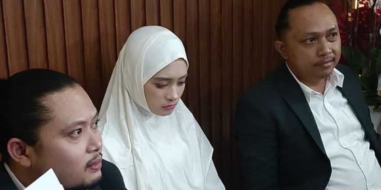 Inara Rusli Laporkan Penyebar Rekaman CCTV ke Bareskrim Polri. (Foto/Doc)